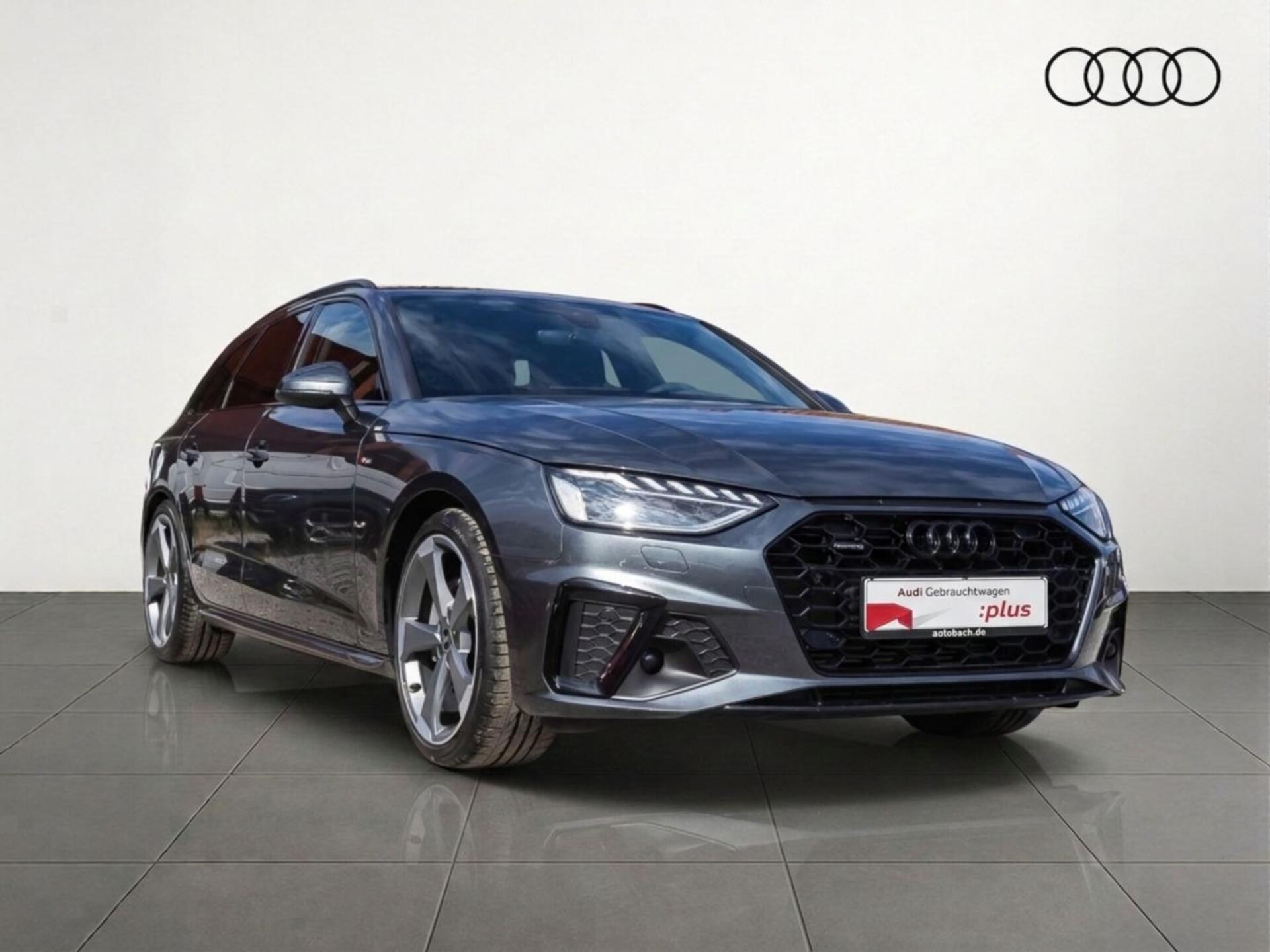 Audi A4 Avant S line