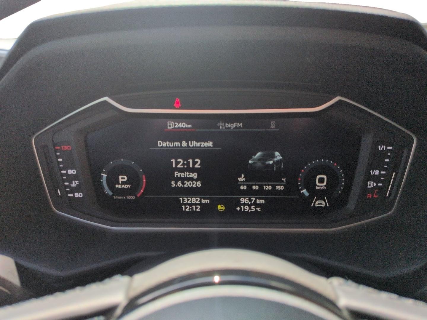 Bild über Audi A1 Sportback advanced 25 TFSI S tronic - für weitere Informationen kontaktieren Sie den Audi Partner