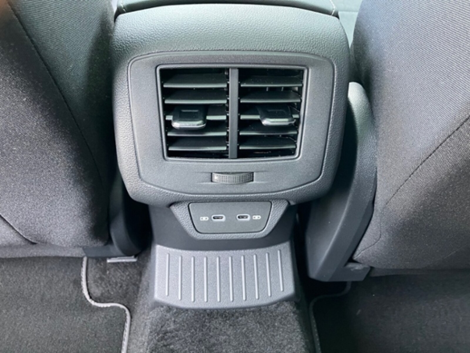 Volkswagen T-Roc – Bild 25