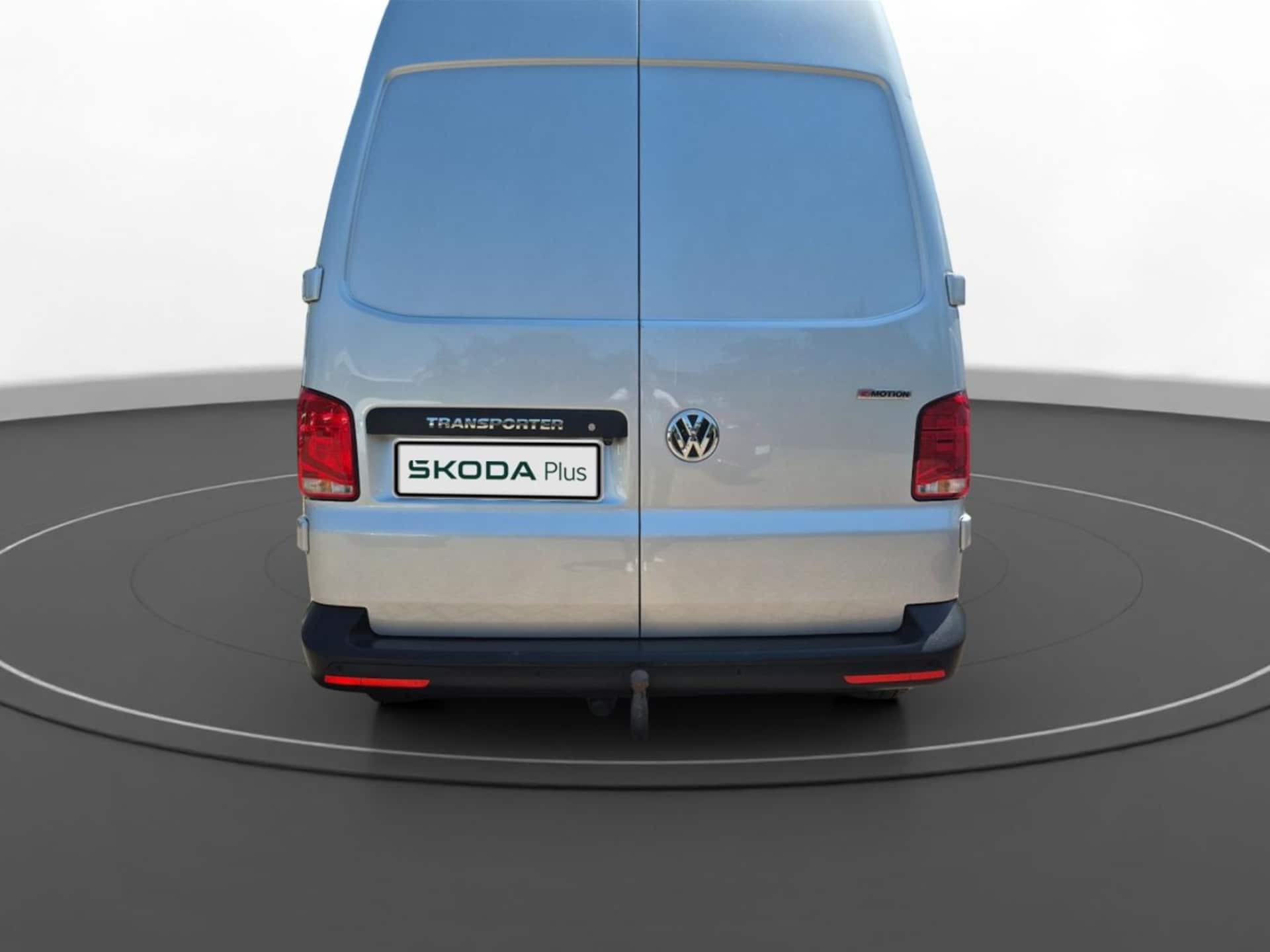Volkswagen T6.1 Transporter Kasten langer Radstand