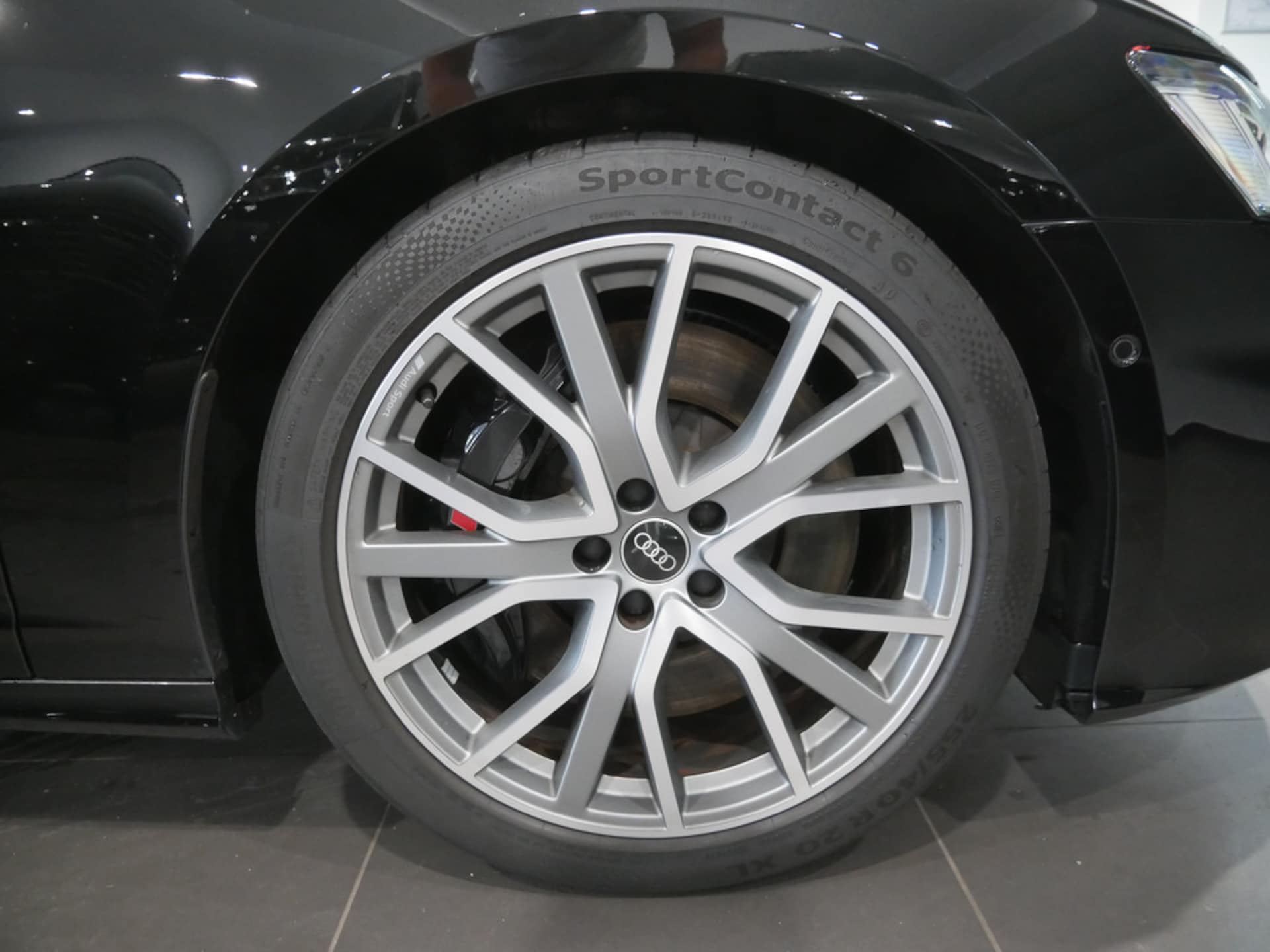 Audi S6 Avant