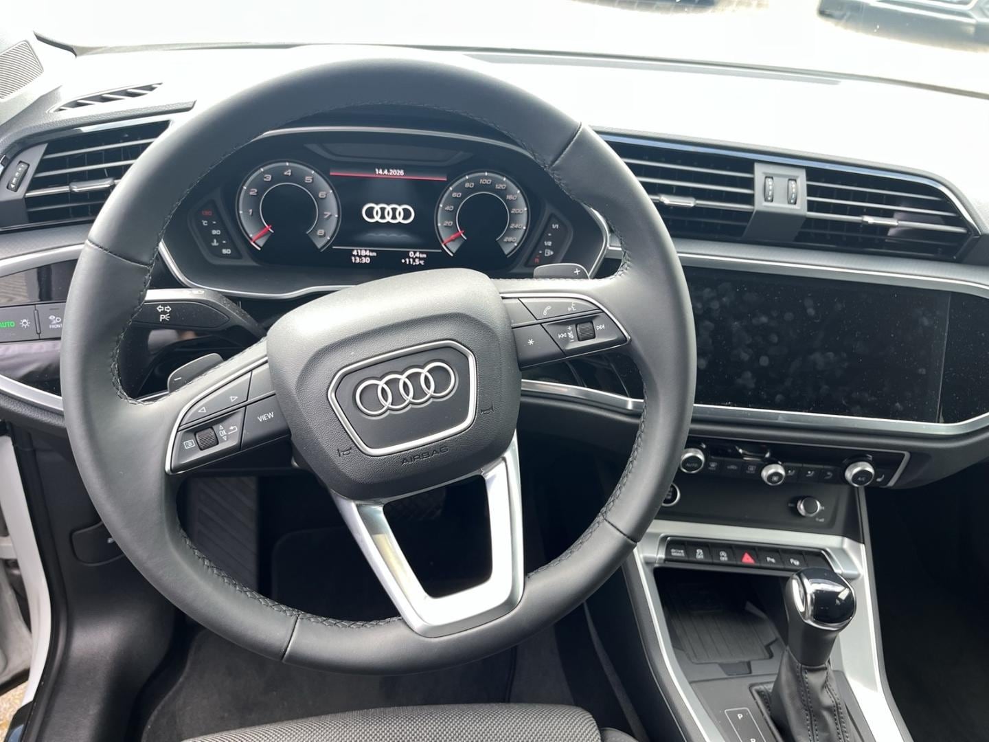 Bild über Audi Q3 TFSI 110 kW S tronic - für weitere Informationen kontaktieren Sie den Audi Partner