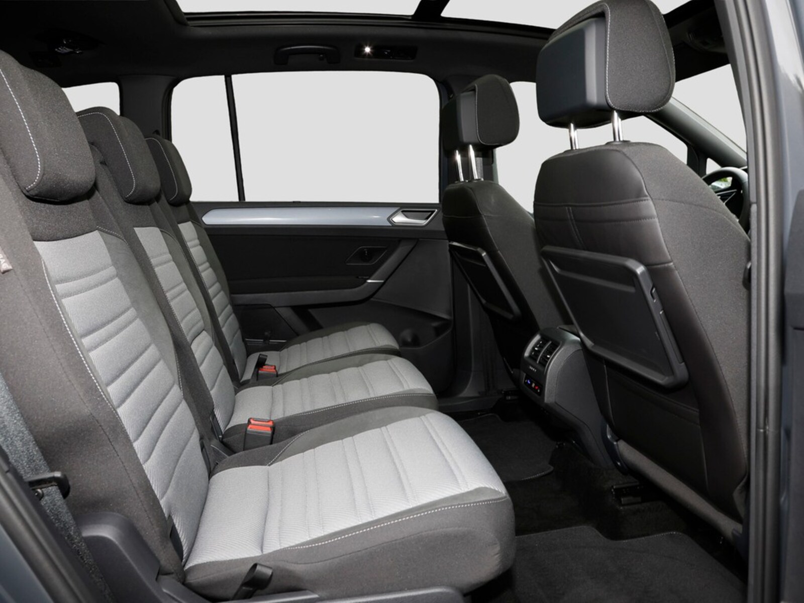 Volkswagen Touran – Bild 10