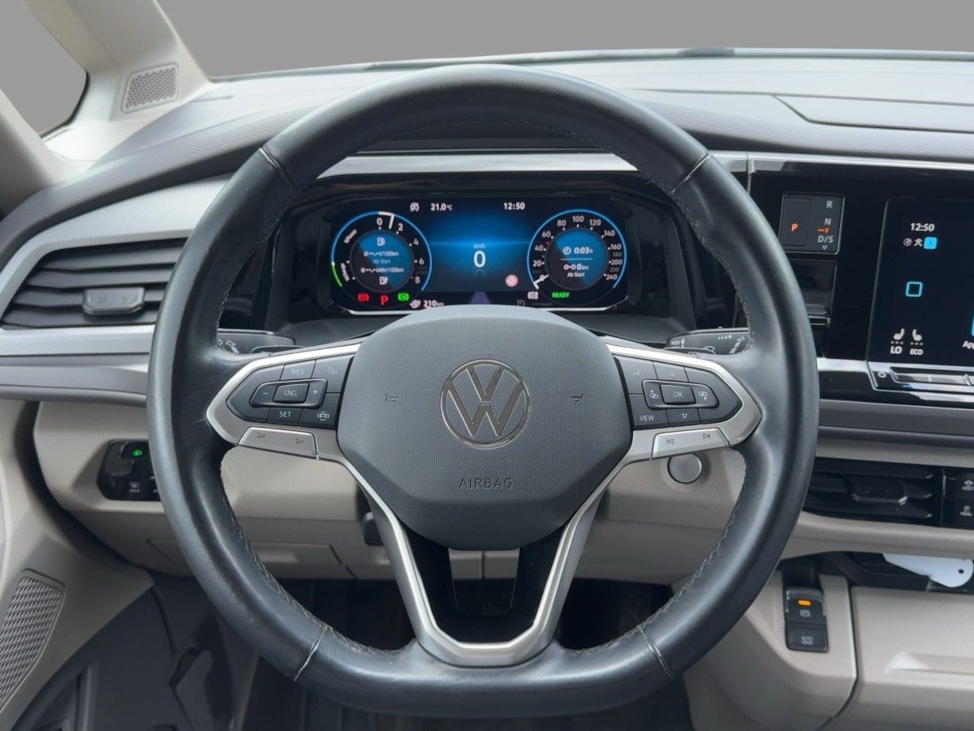 Volkswagen Multivan Basis-Modell