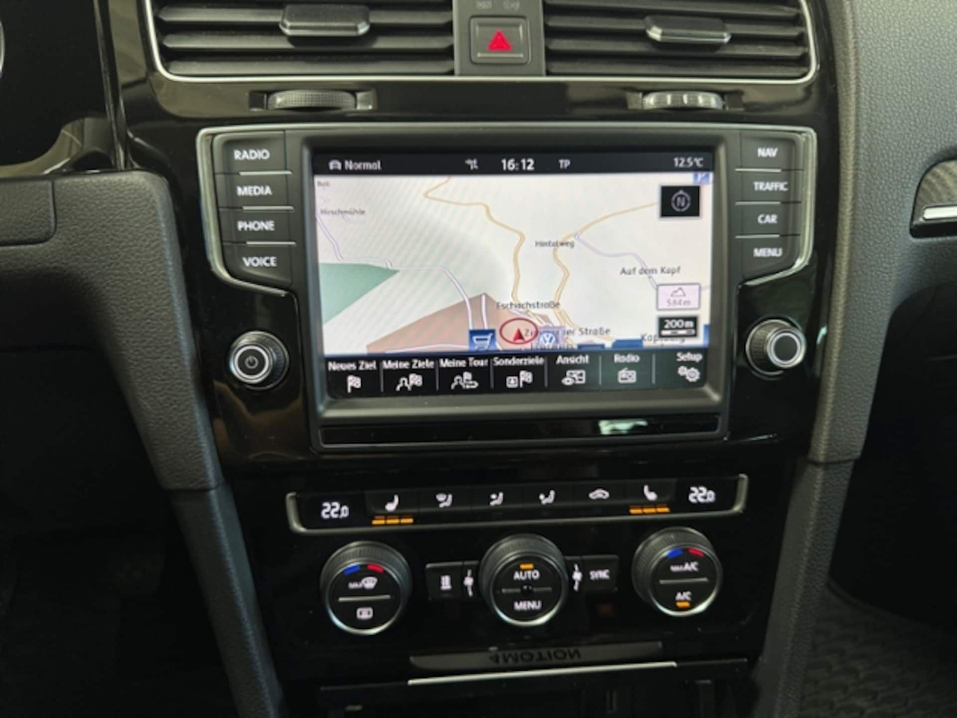 Volkswagen Golf Highline