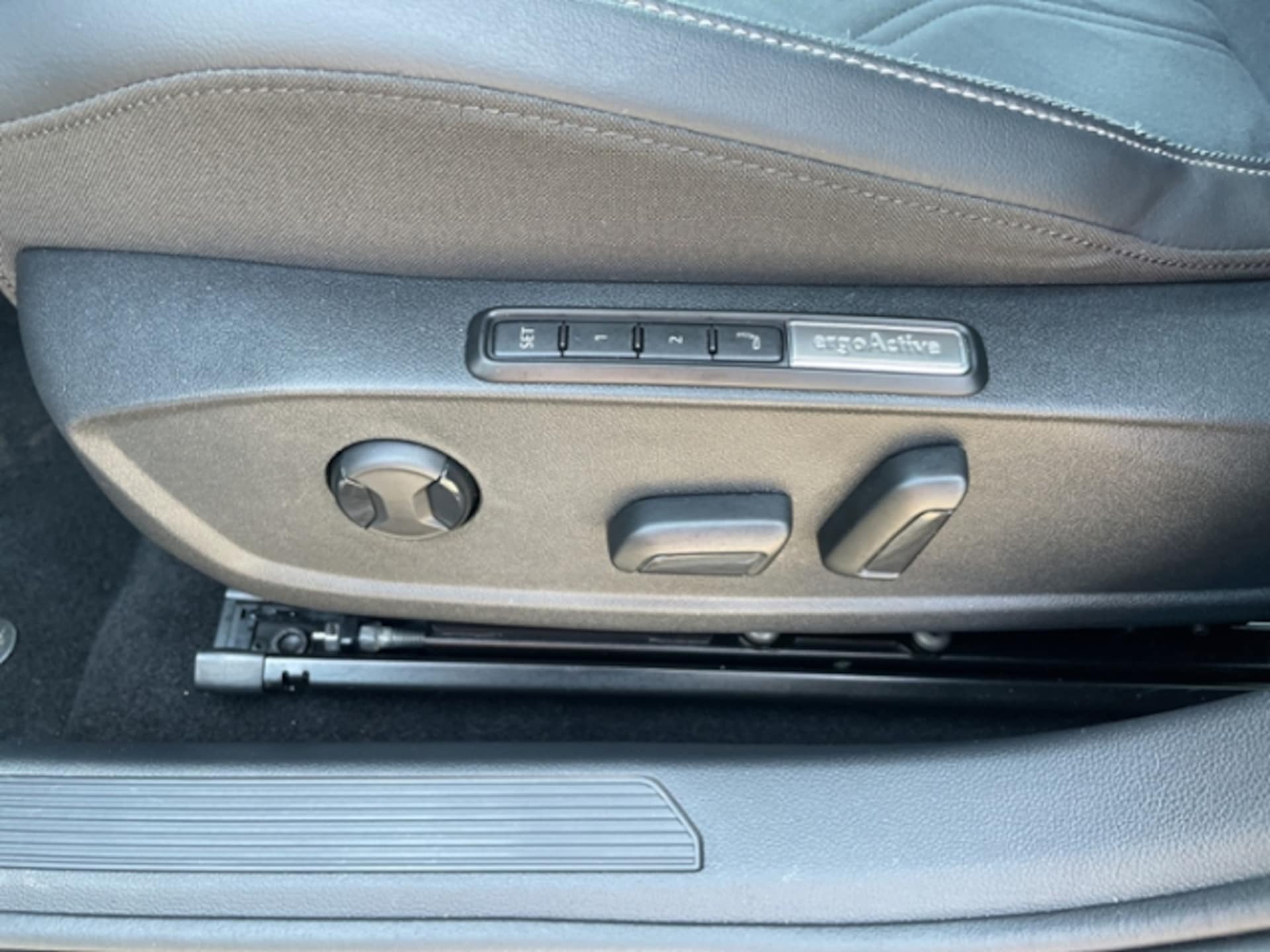 Volkswagen Golf Variant Style
