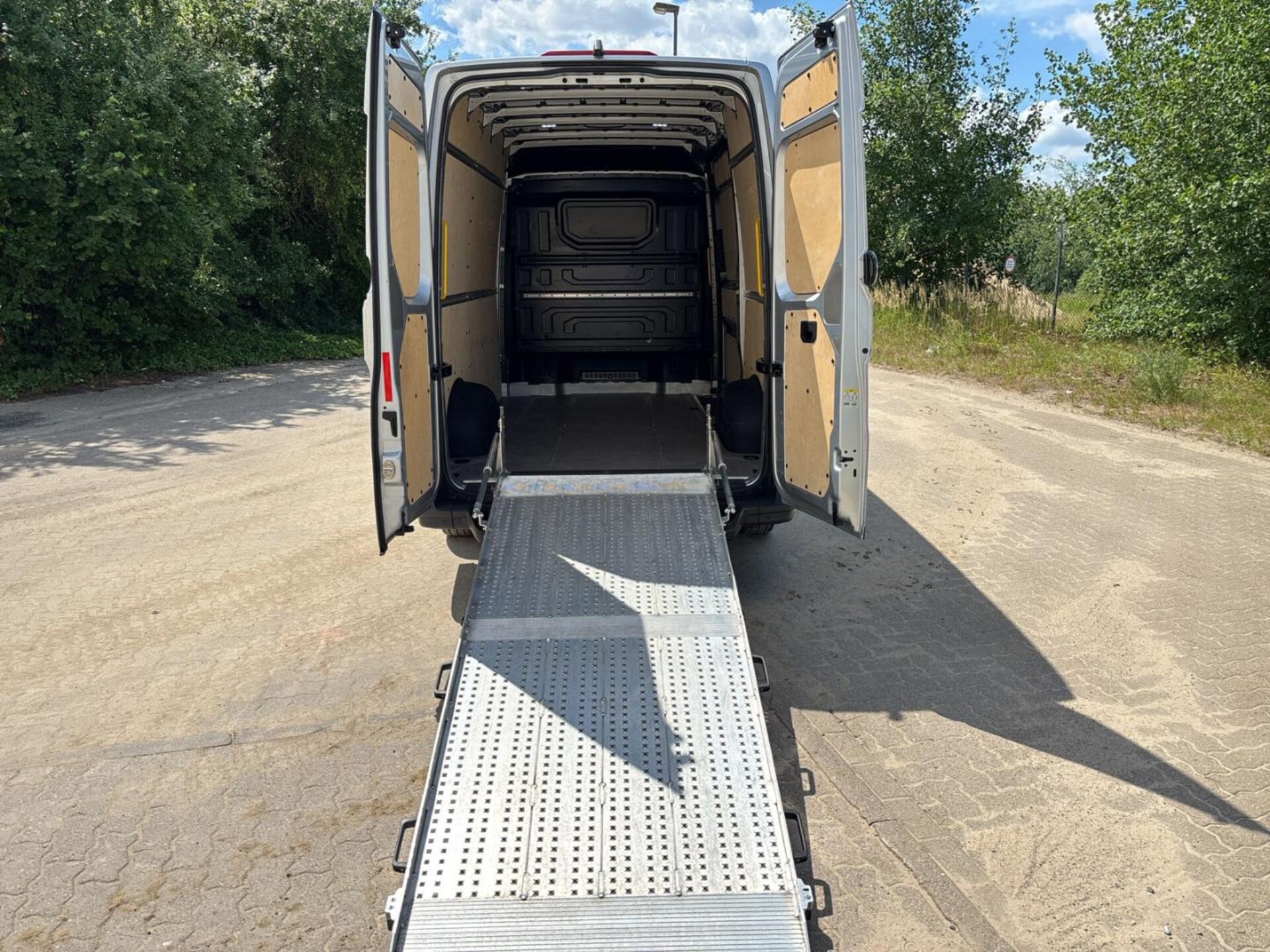 Volkswagen Crafter Kasten mittlerer Radstand
