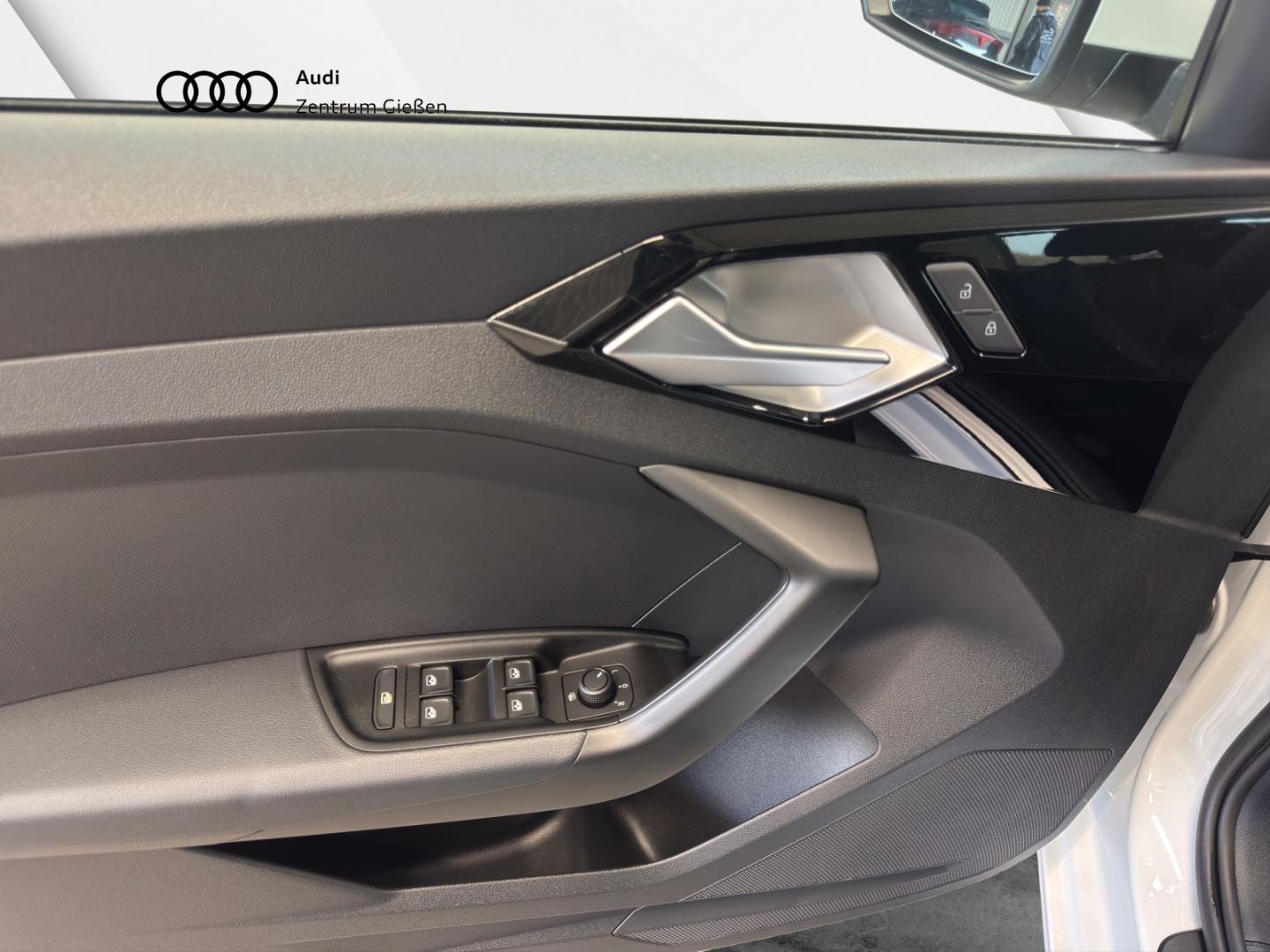 Bild über Audi A1 Sportback advanced 25 TFSI S tronic - für weitere Informationen kontaktieren Sie den Audi Partner