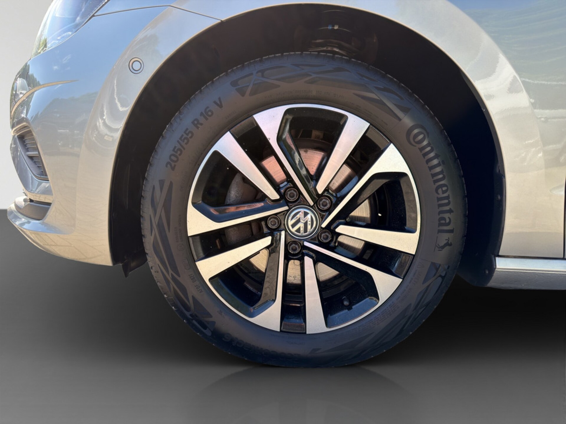 Volkswagen Golf Sportsvan IQ.DRIVE
