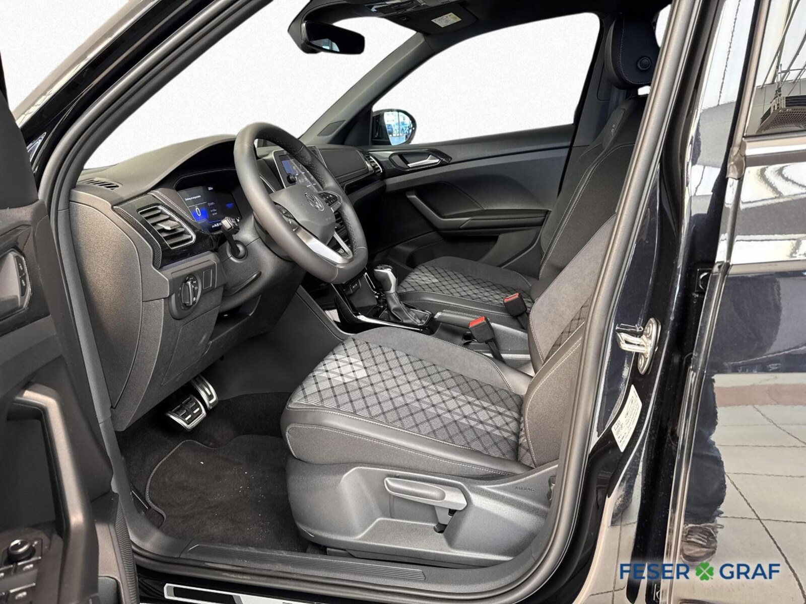 Volkswagen T-Cross – Bild 11