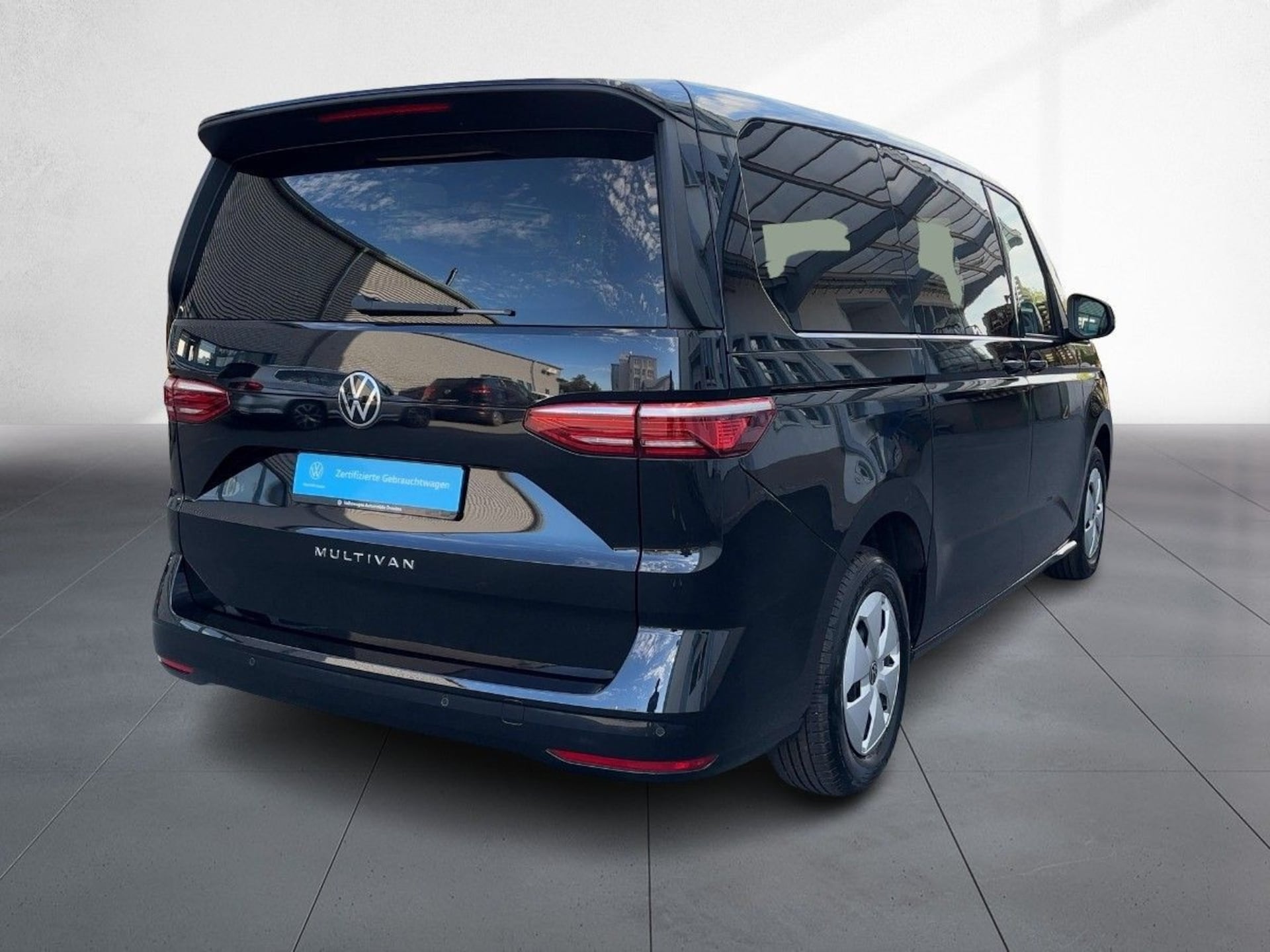 Volkswagen Multivan Langversion Basis-Modell