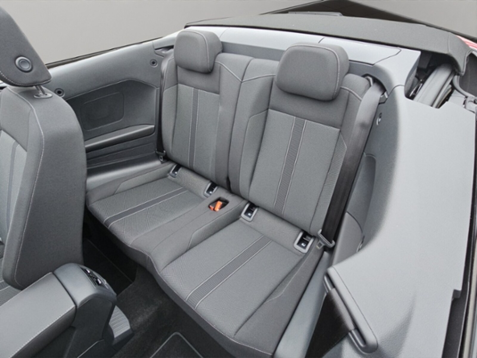 Volkswagen T-Roc Cabriolet – Bild 18