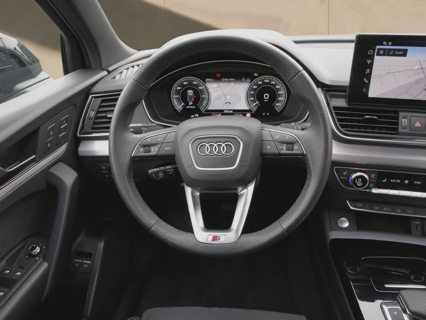 Bild über Audi Q5 Sportback TFSI e S line business 50 TFSI e quattro S tronic - für weitere Informationen kontaktieren Sie den Audi Partner