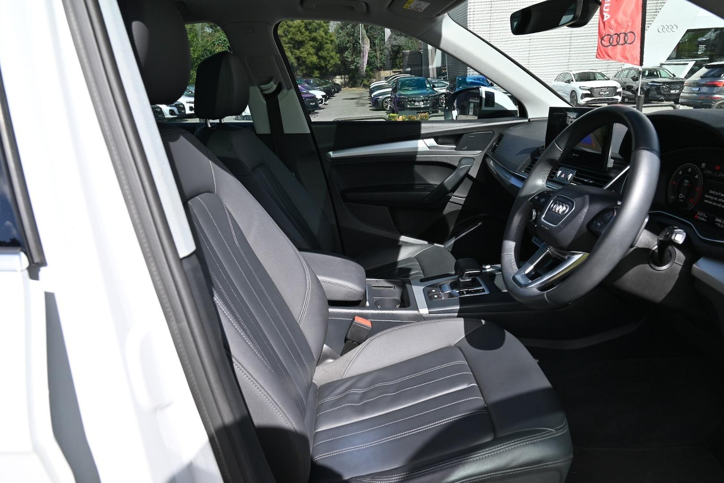 Image about Audi Q5 40 TDI quattro S tronic