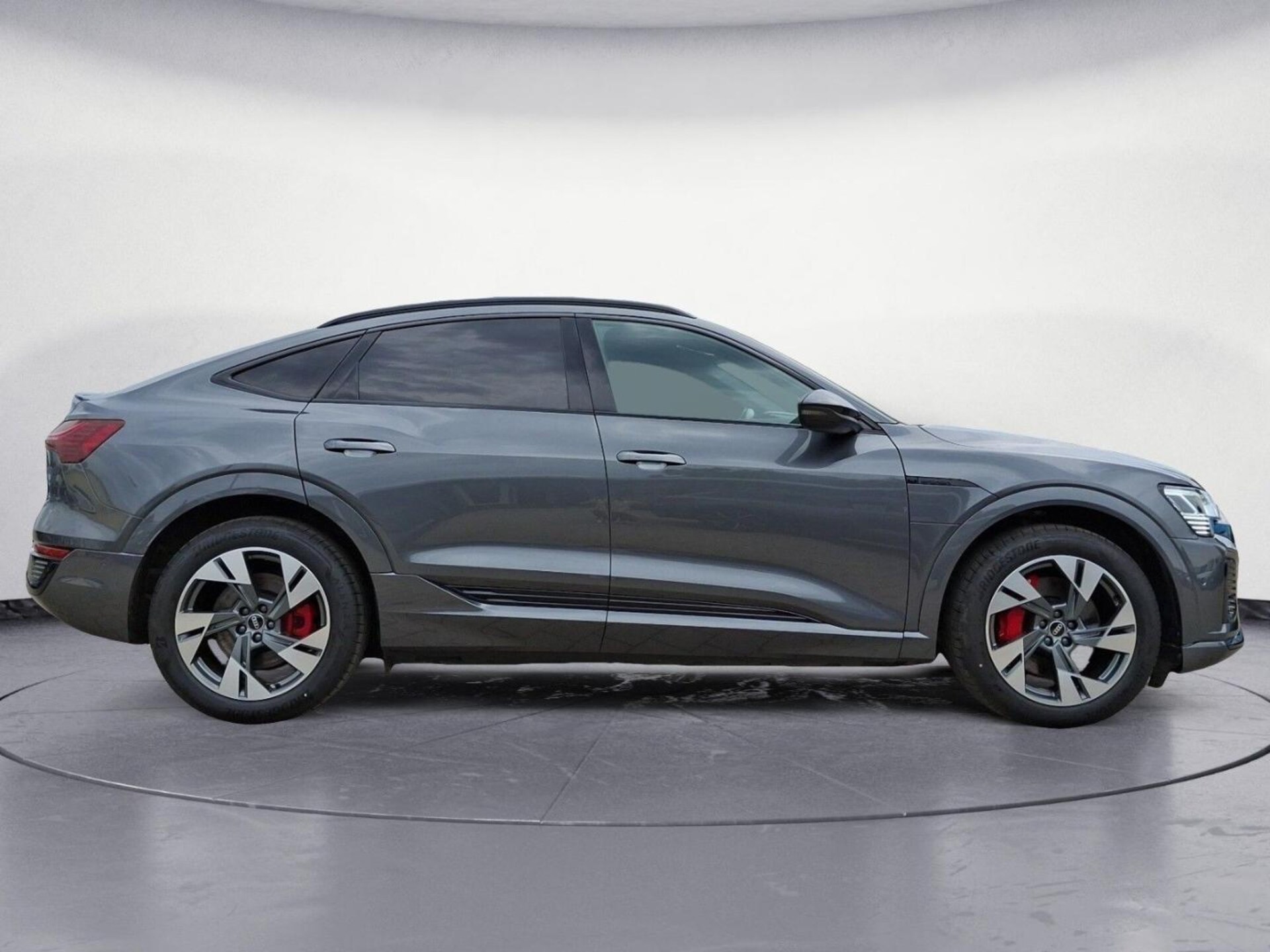 Audi Q8 Sportback e-tron S line