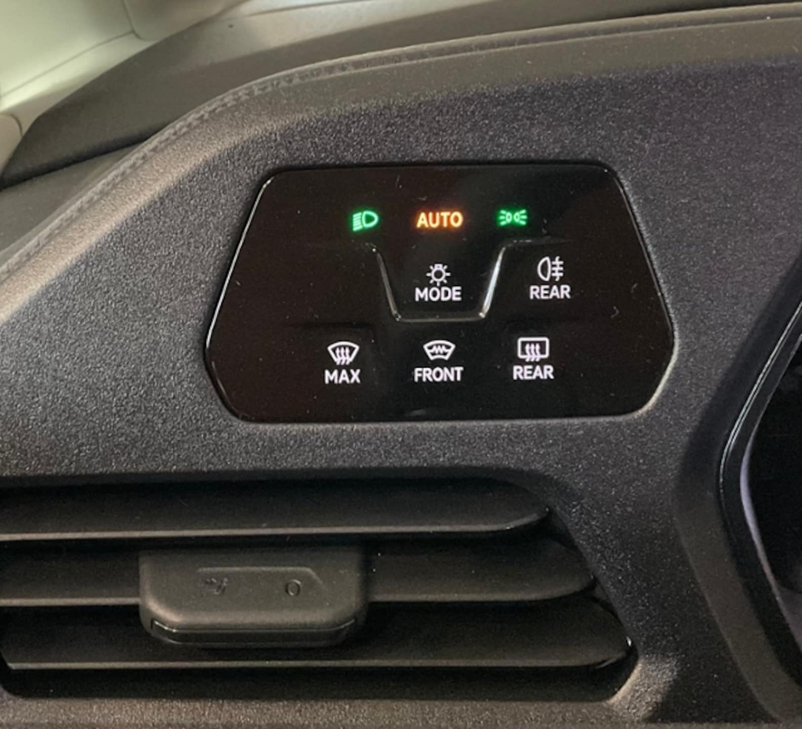 Volkswagen Caddy Basis-Modell