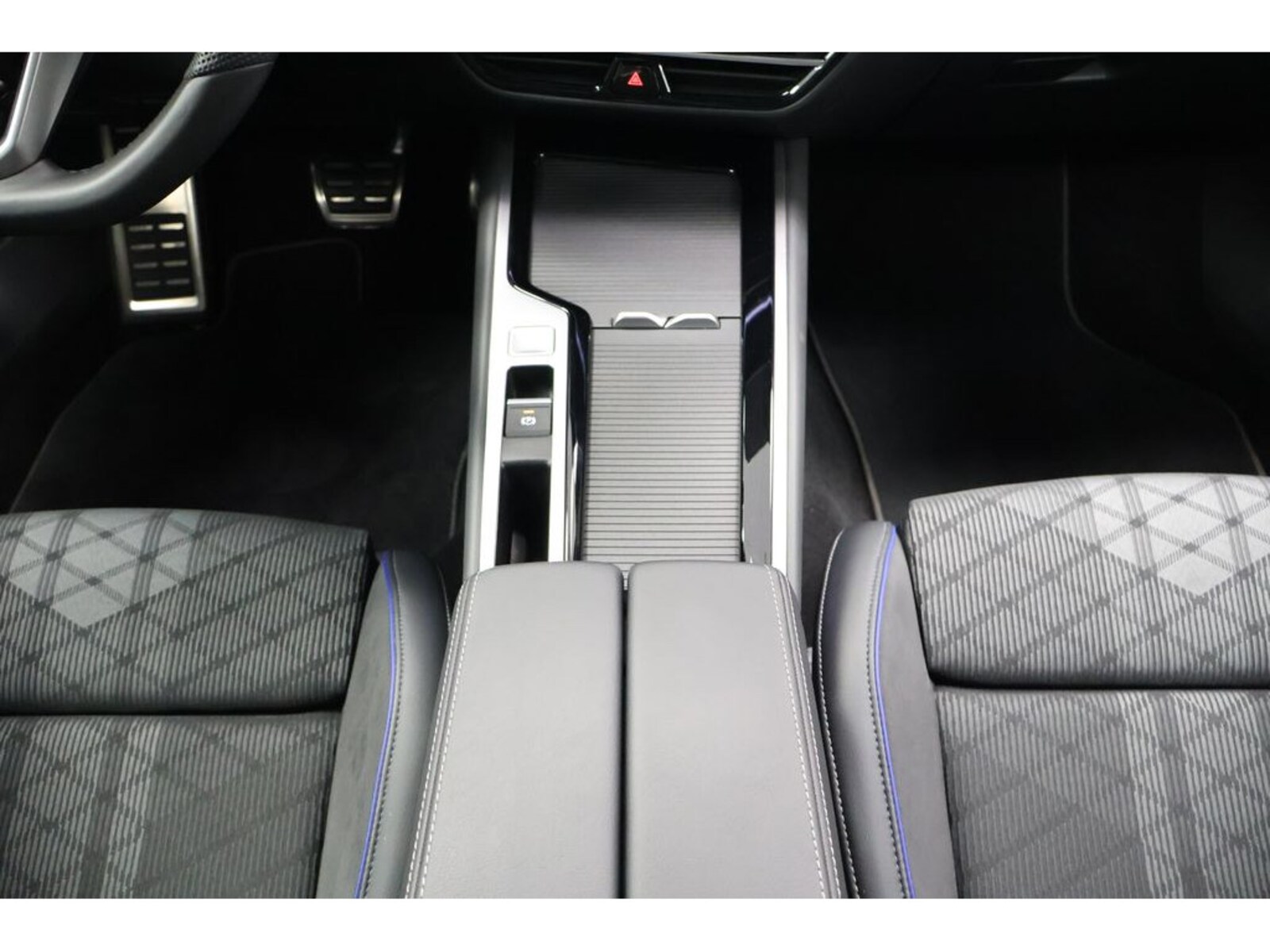 Volkswagen Passat – Bild 13