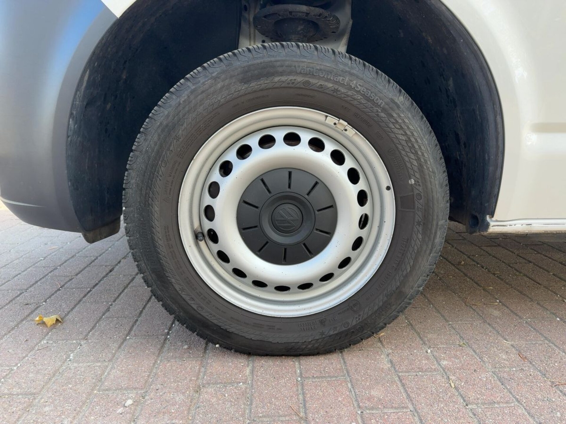 Volkswagen T6.1 Transporter Pritschenwagen Doppelkabine