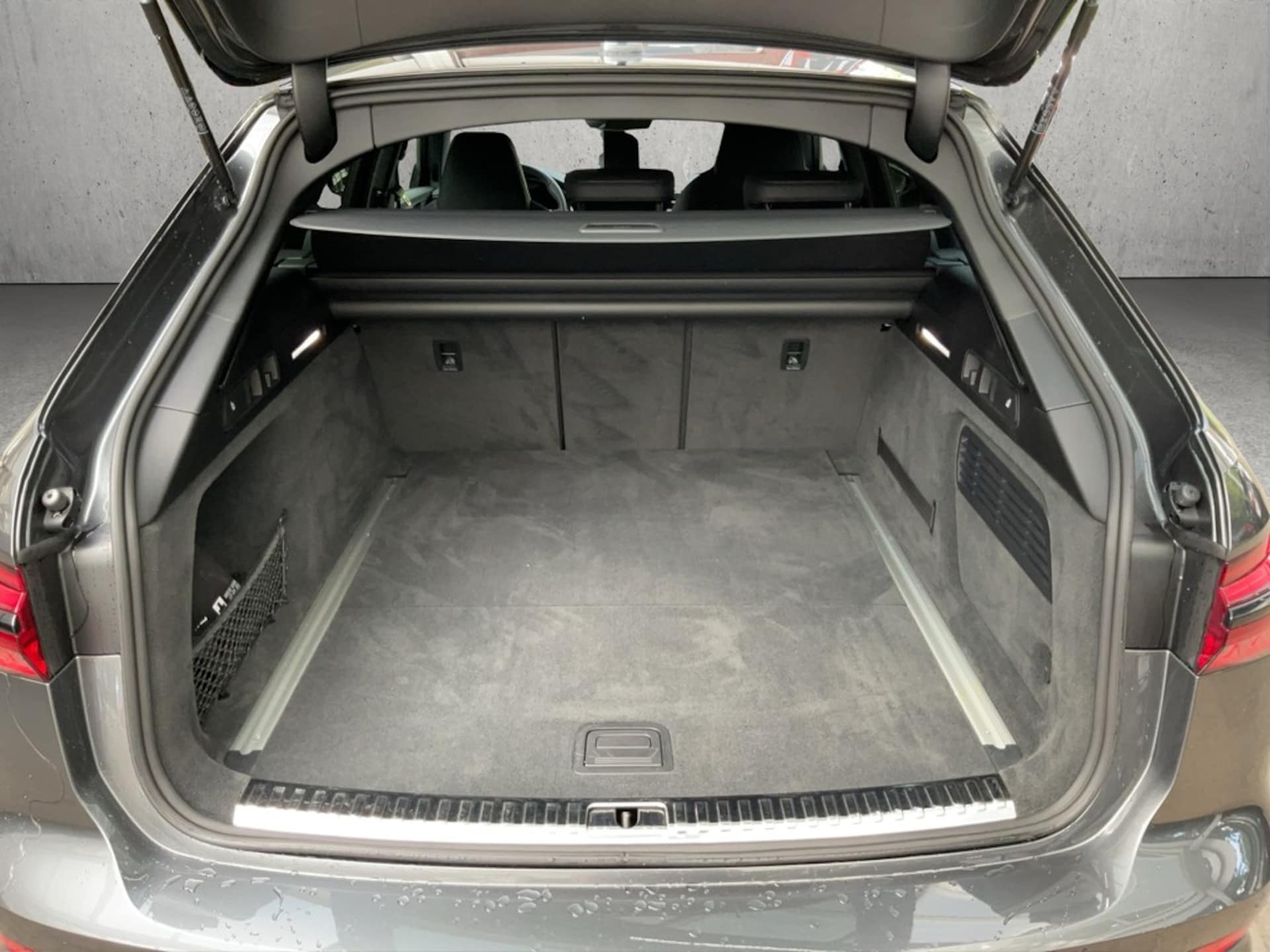 Audi S6 Avant
