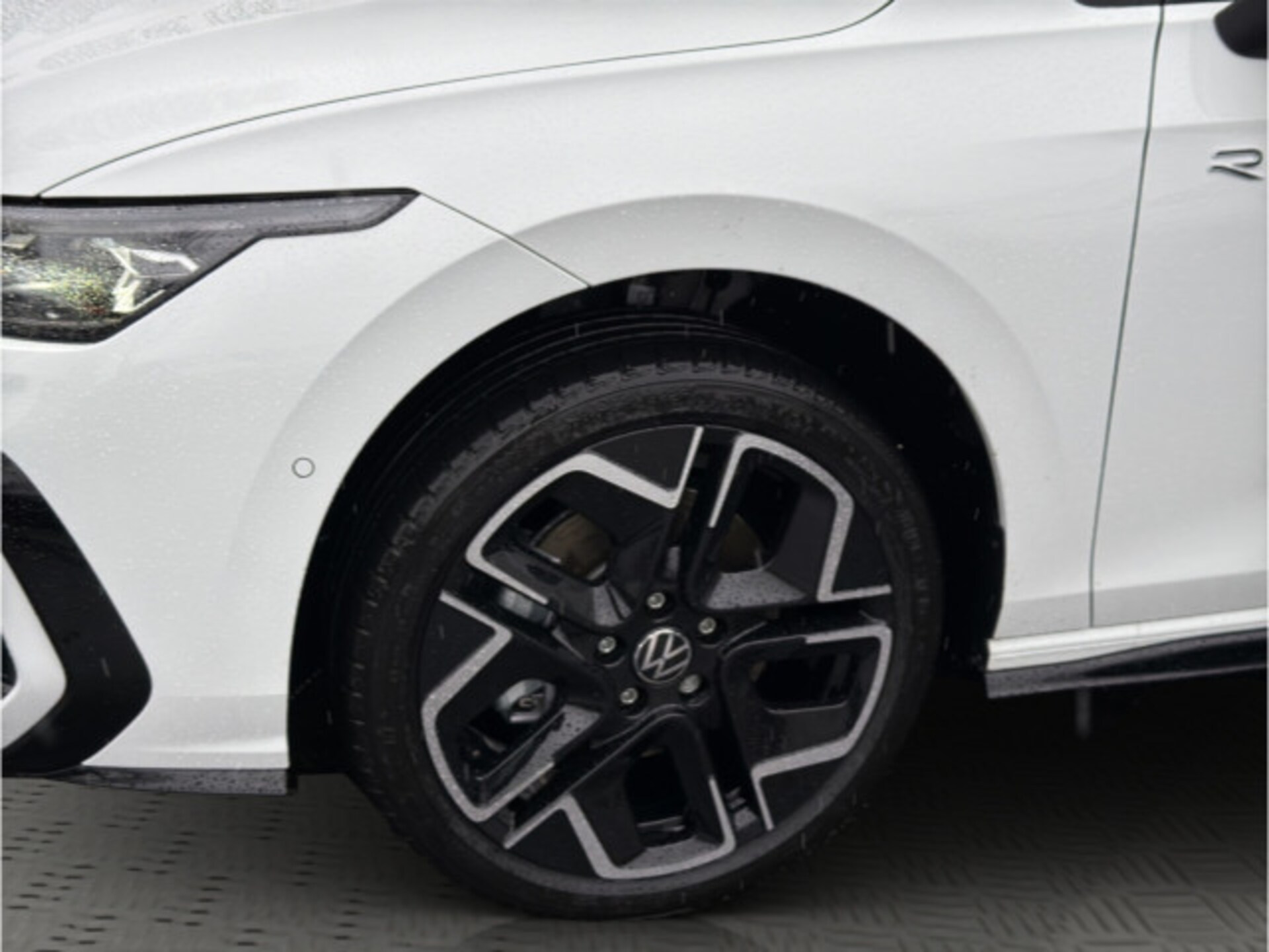 Volkswagen Golf Variant R-Line