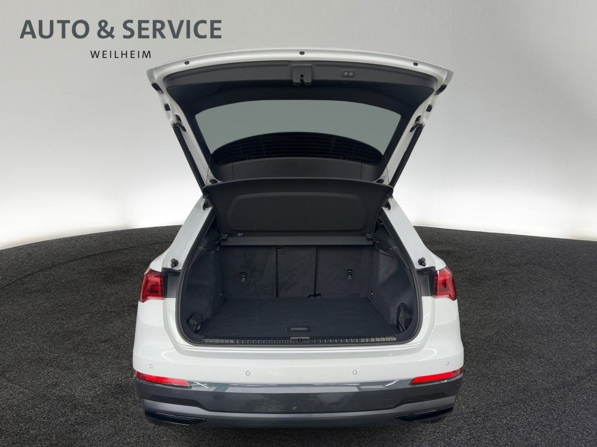 Audi Q3 SUV advanced