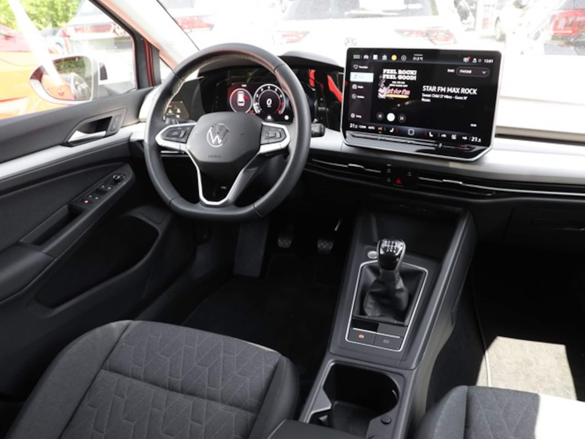 Volkswagen Golf Variant Life