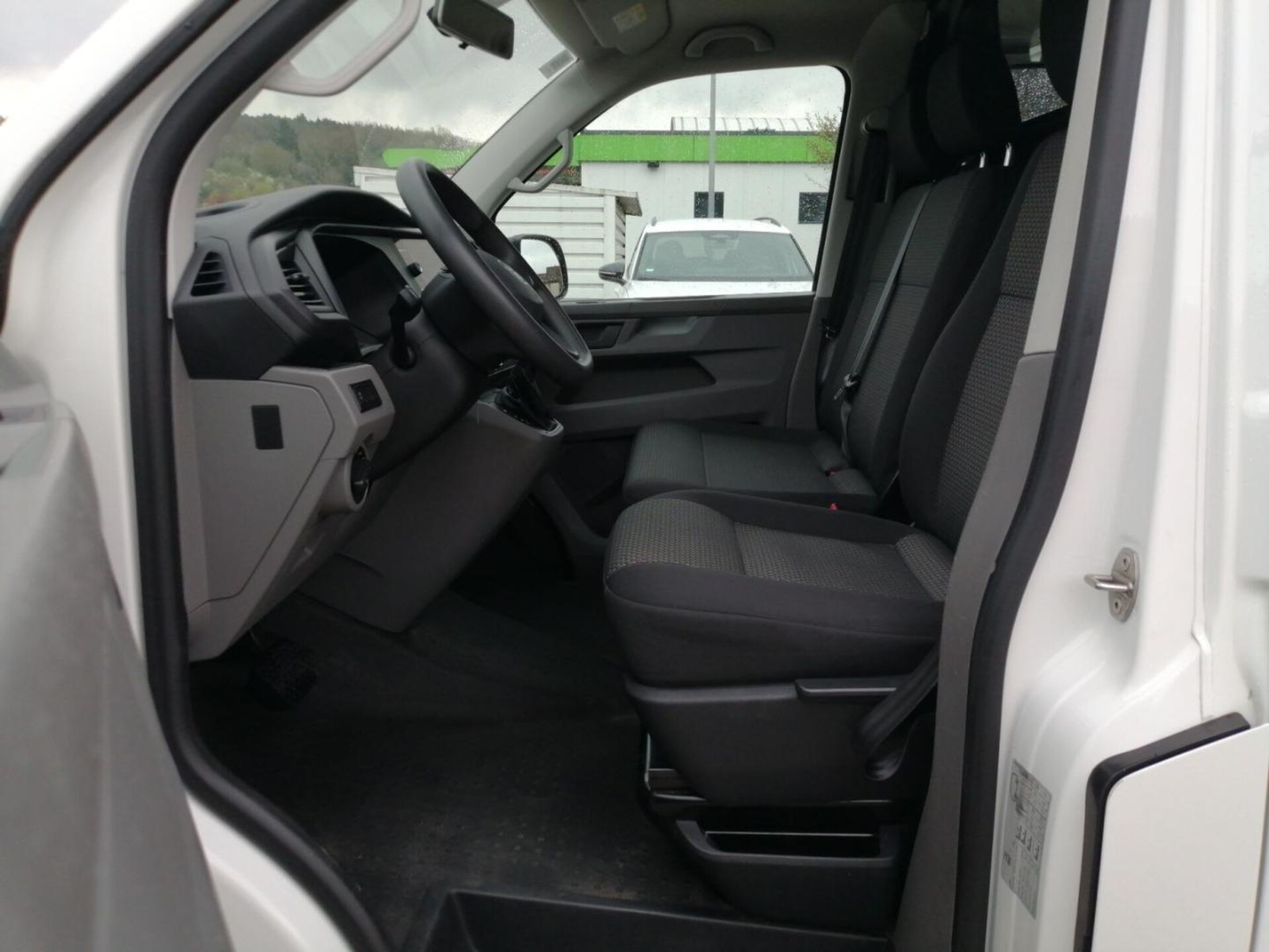 Volkswagen T6.1 Transporter Kasten kurzer Radstand