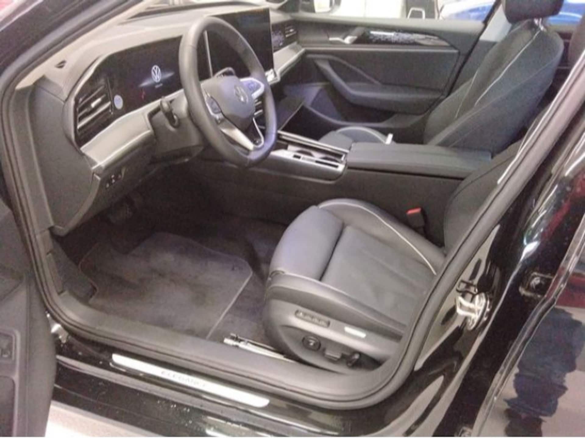 Volkswagen Passat Elegance