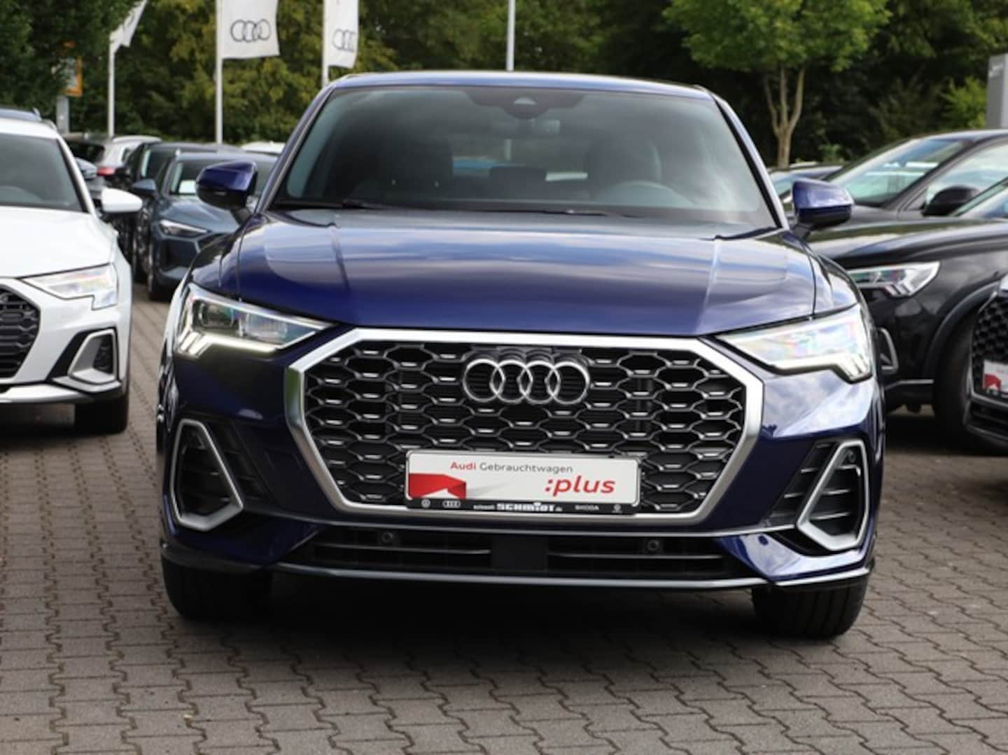 Bild über Audi Q3 Sportback S line 35 TFSI S tronic - für weitere Informationen kontaktieren Sie den Audi Partner