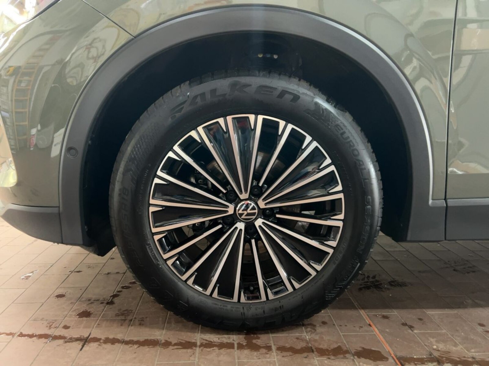 Volkswagen Tiguan – Bild 14