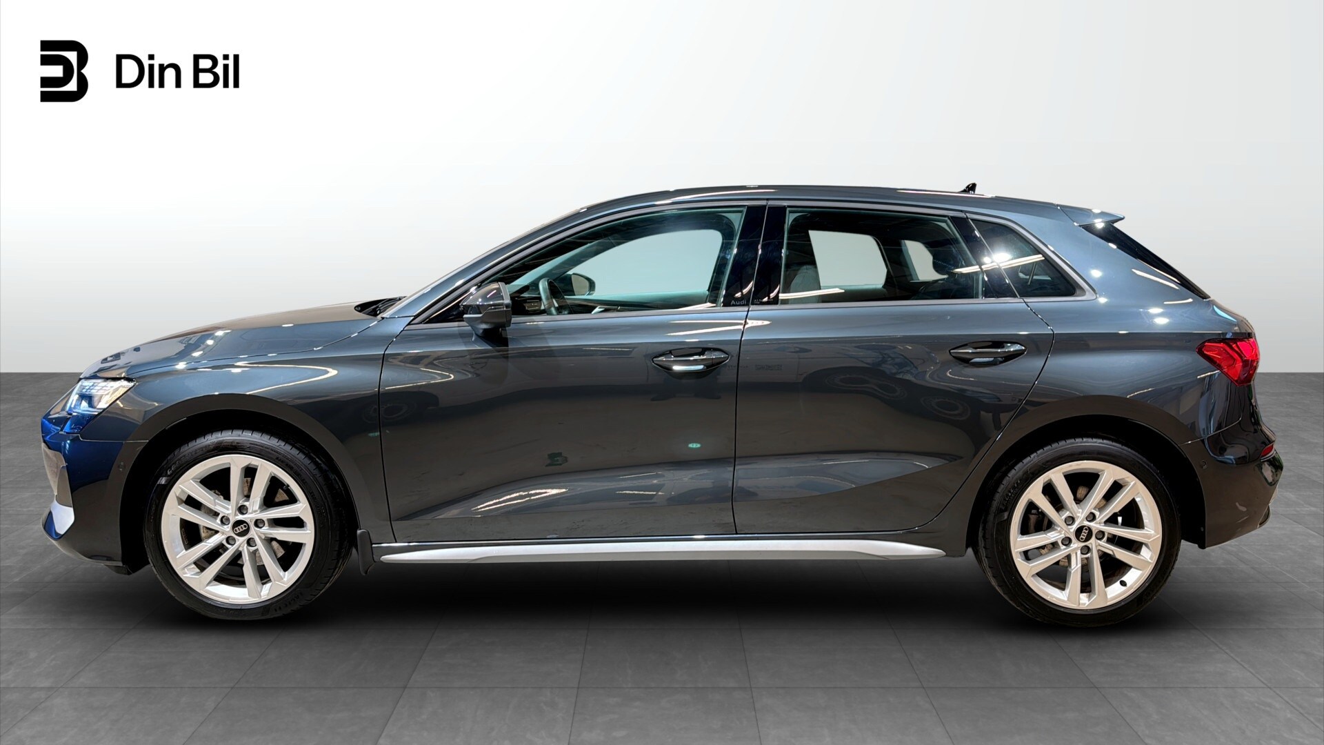 Bild som visar&nbsp;Audi A3 Sportback&nbsp;A3 Sportback 35 TFSI Proline advanced 150 hk S tronic - för mer information kontakta din Audi Partner
