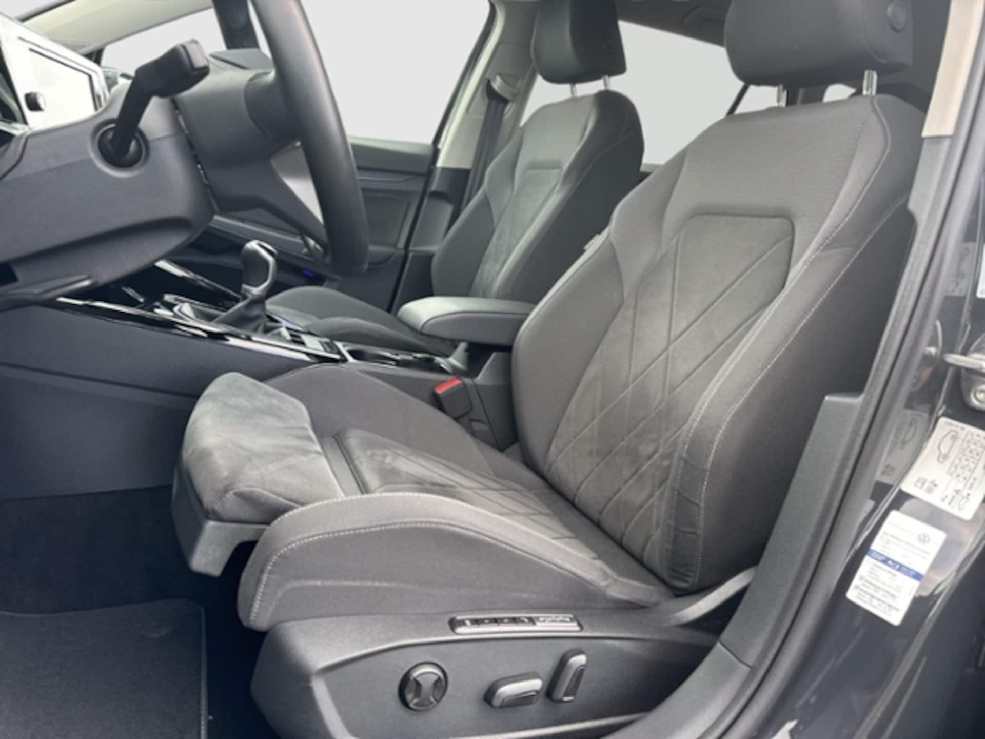 Volkswagen Golf Variant Style