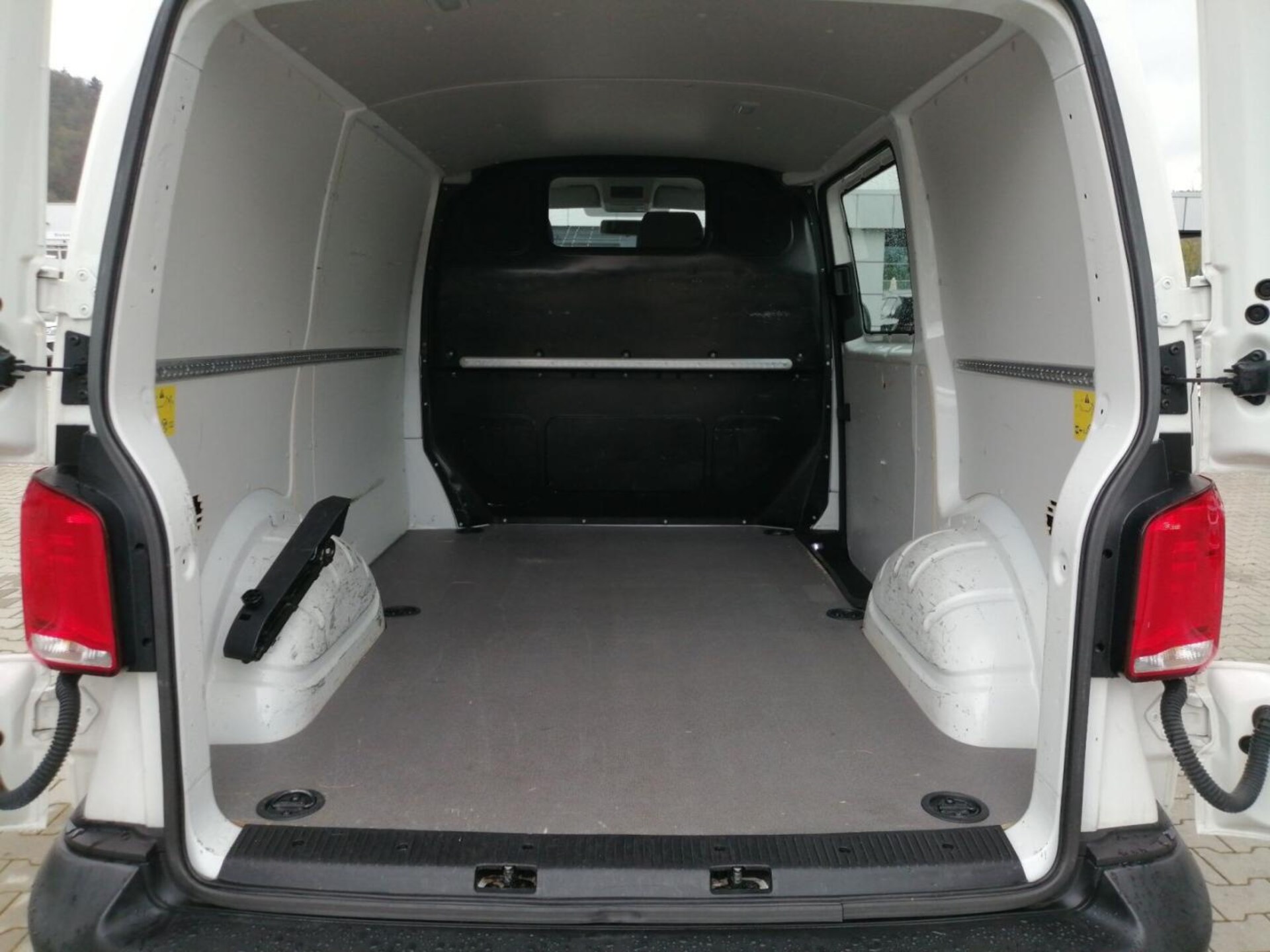 Volkswagen T6.1 Transporter Kasten kurzer Radstand