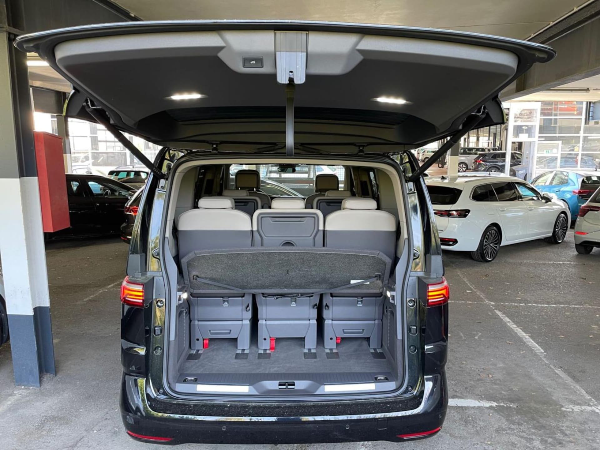Volkswagen Multivan Style