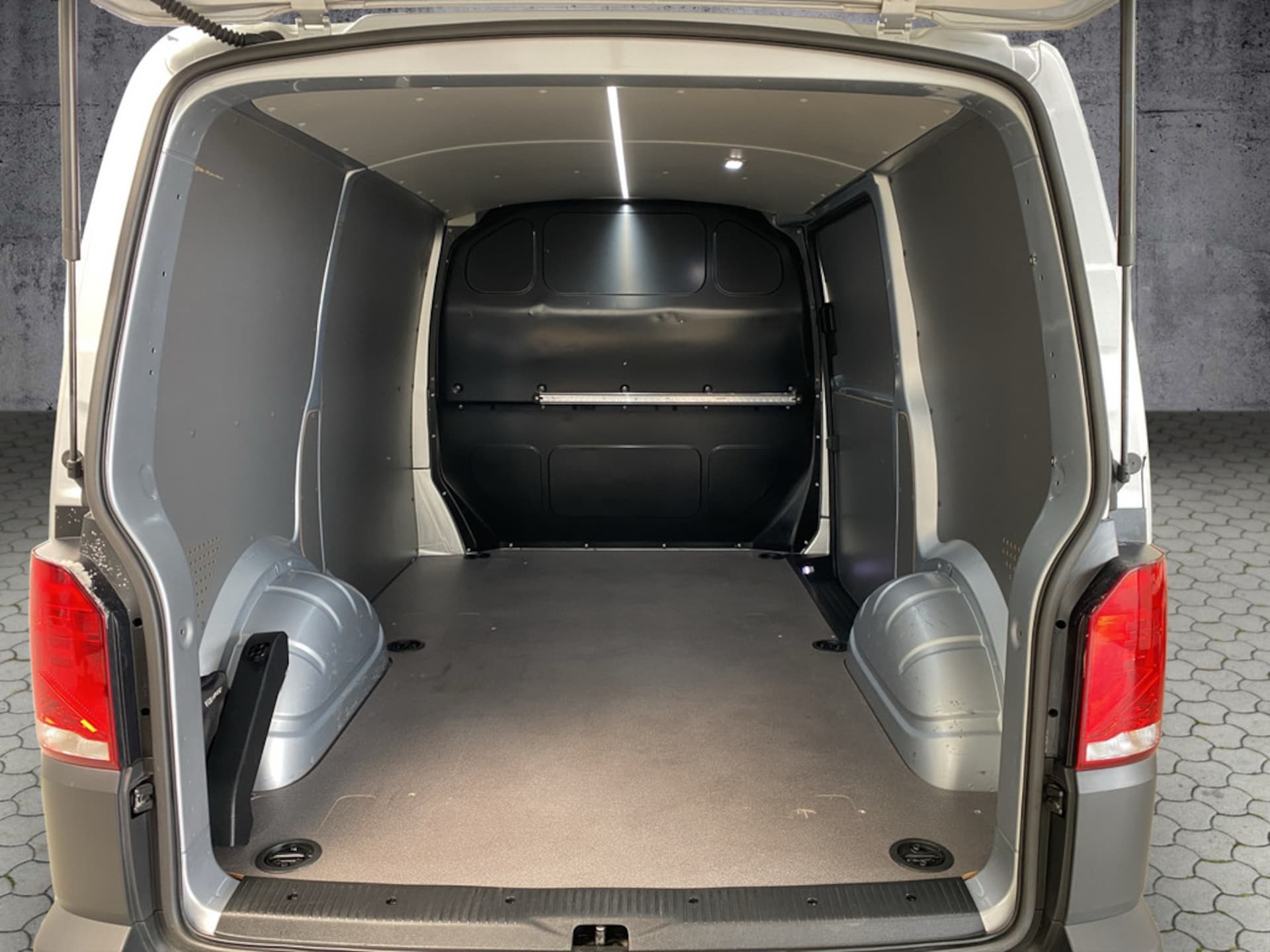 Volkswagen T6.1 Transporter Kasten kurzer Radstand