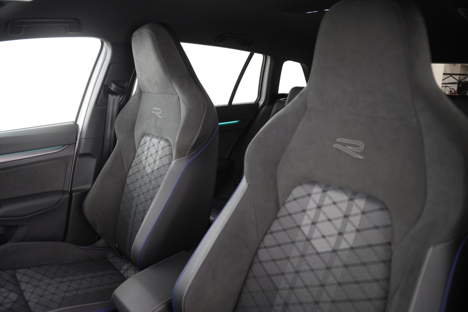 Volkswagen Golf Variant R-Line
