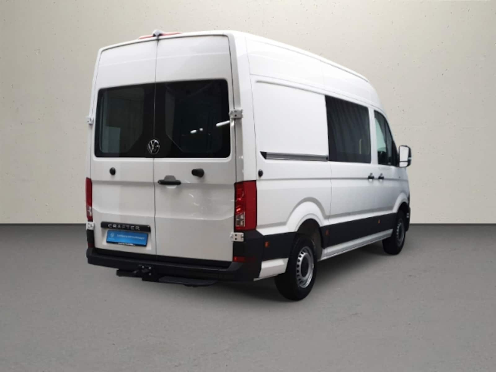 Volkswagen Crafter Kasten mittlerer Radstand – Bild 2
