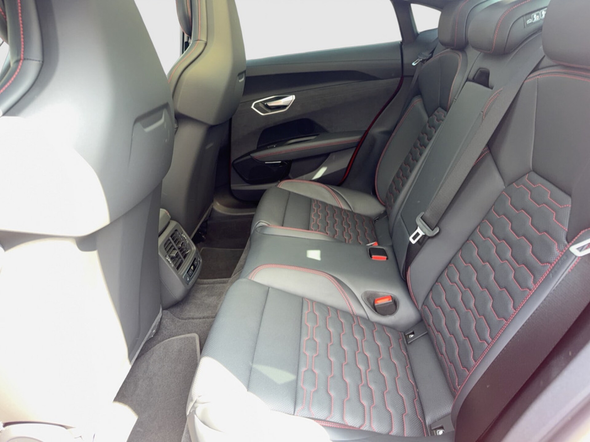 Audi S e-tron GT