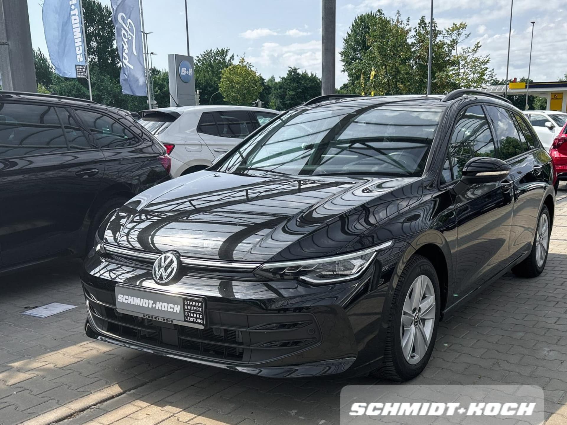 Volkswagen Golf Variant Life