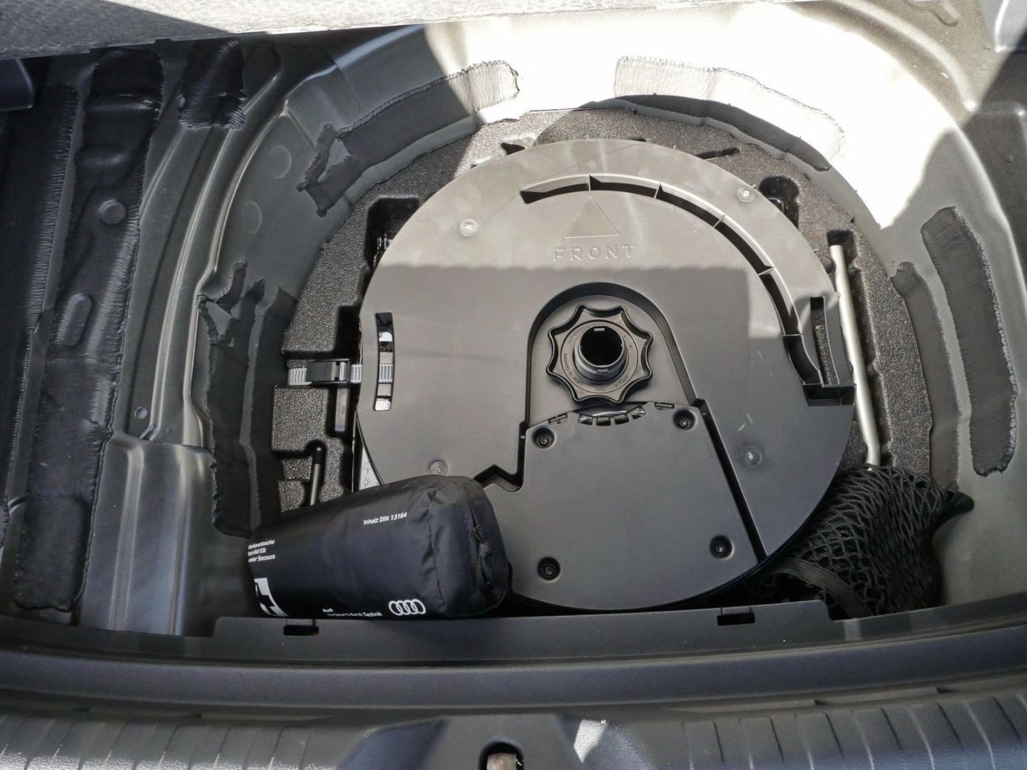 Bild über Audi A1 Sportback advanced 30 TFSI S tronic - für weitere Informationen kontaktieren Sie den Audi Partner