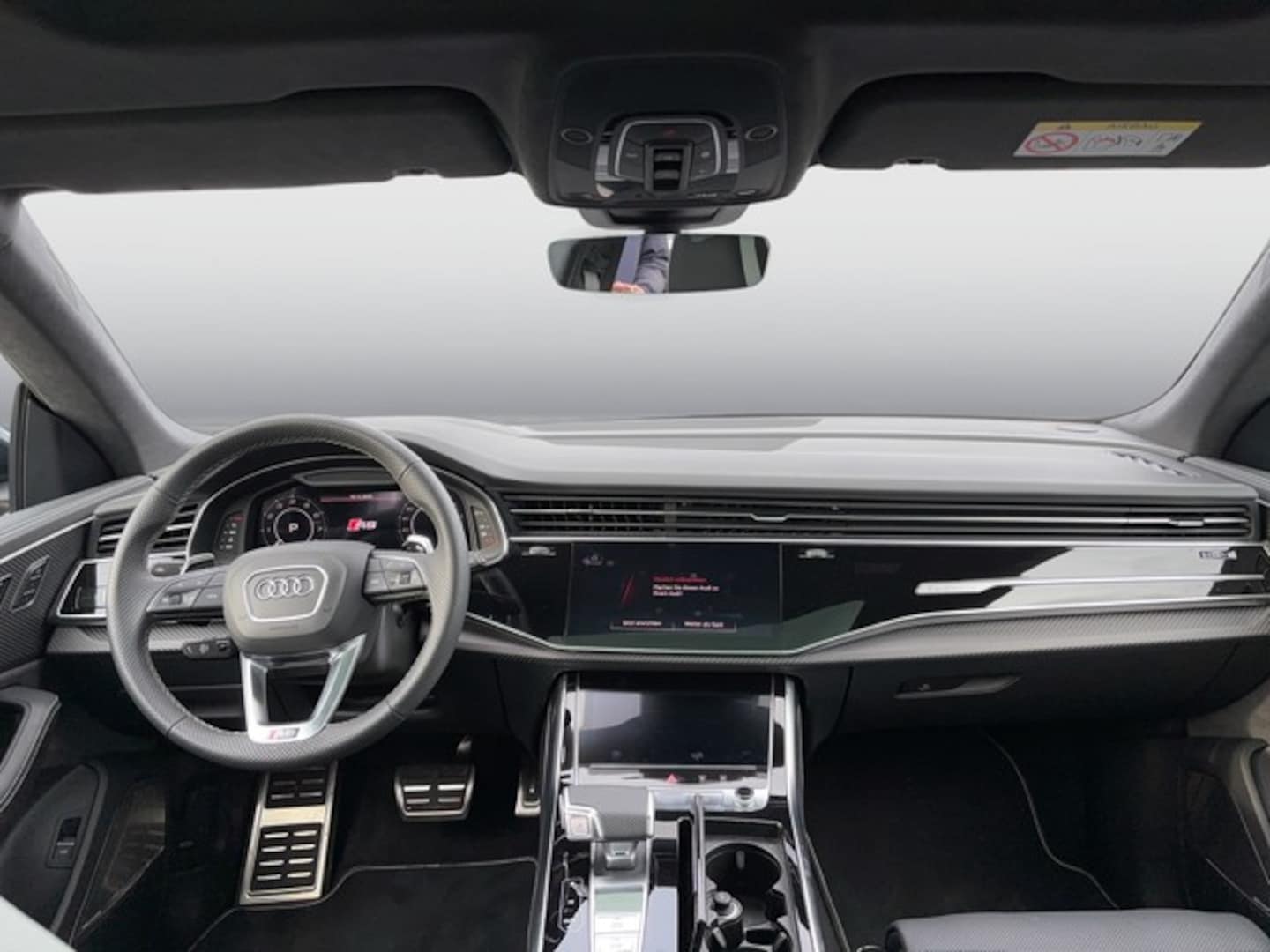 Bild über Audi RS Q8 SUV TFSI quattro tiptronic - für weitere Informationen kontaktieren Sie den Audi Partner
