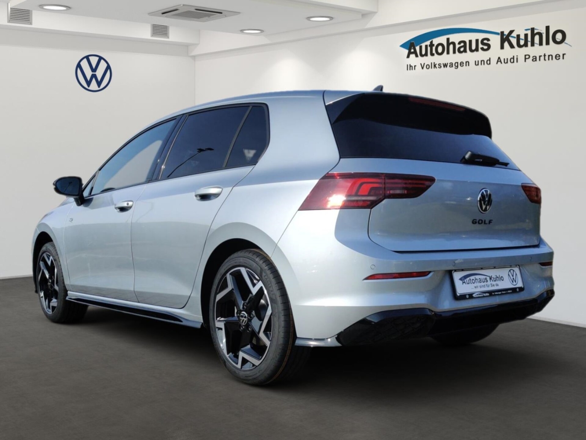 Volkswagen Golf R-Line