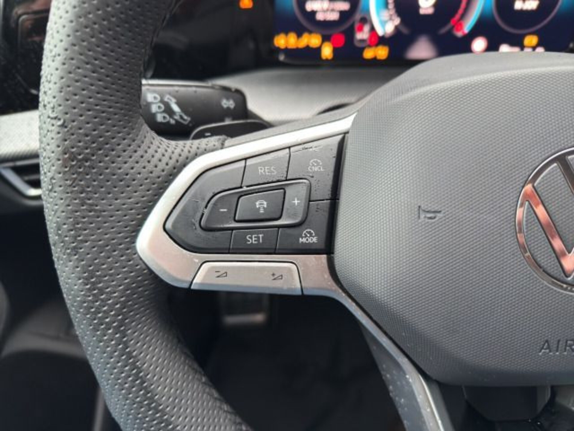 Volkswagen Golf Variant R-Line