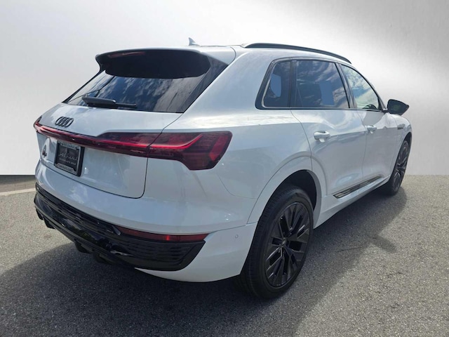 2024 Audi Q8 e-tron
