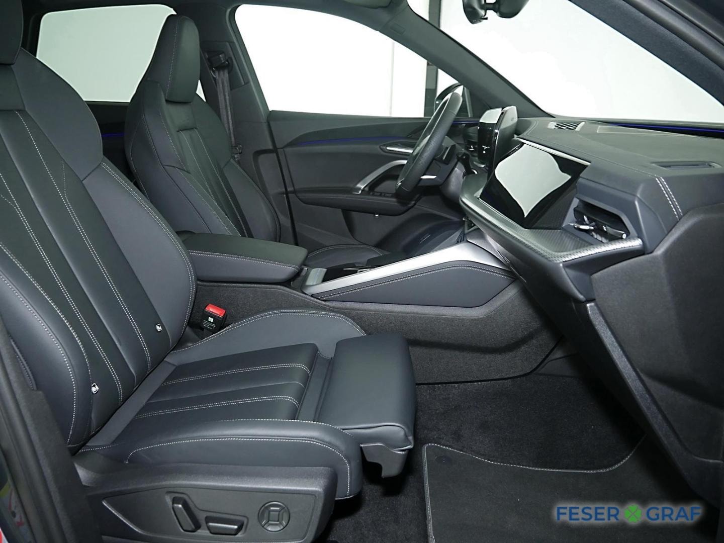 Bild über Audi Q5 SUV TDI quattro 150 kW S tronic - für weitere Informationen kontaktieren Sie den Audi Partner