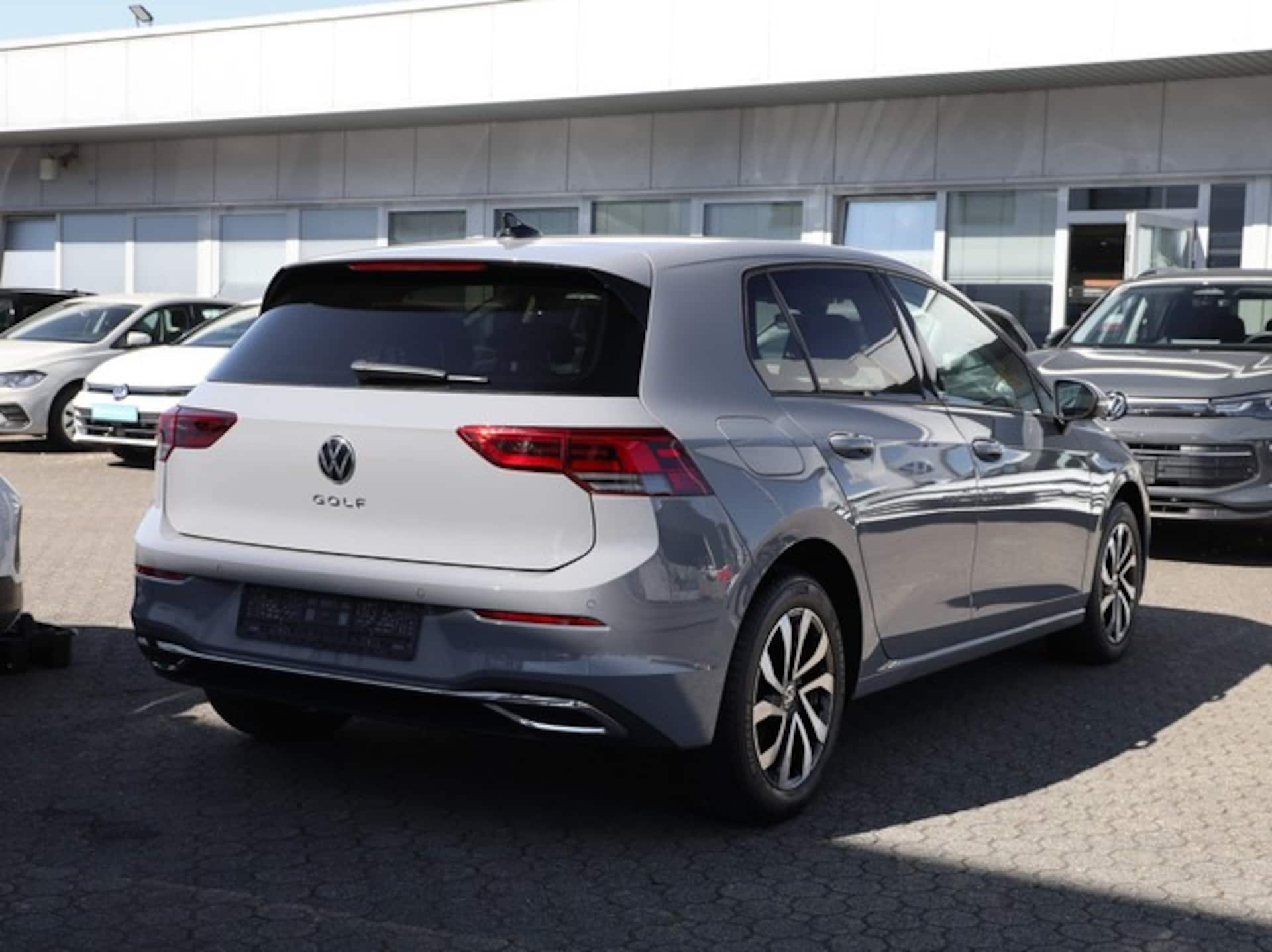 Volkswagen Golf Active