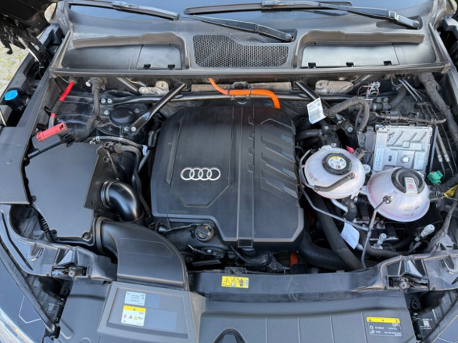 Audi Q5 TFSI e advanced