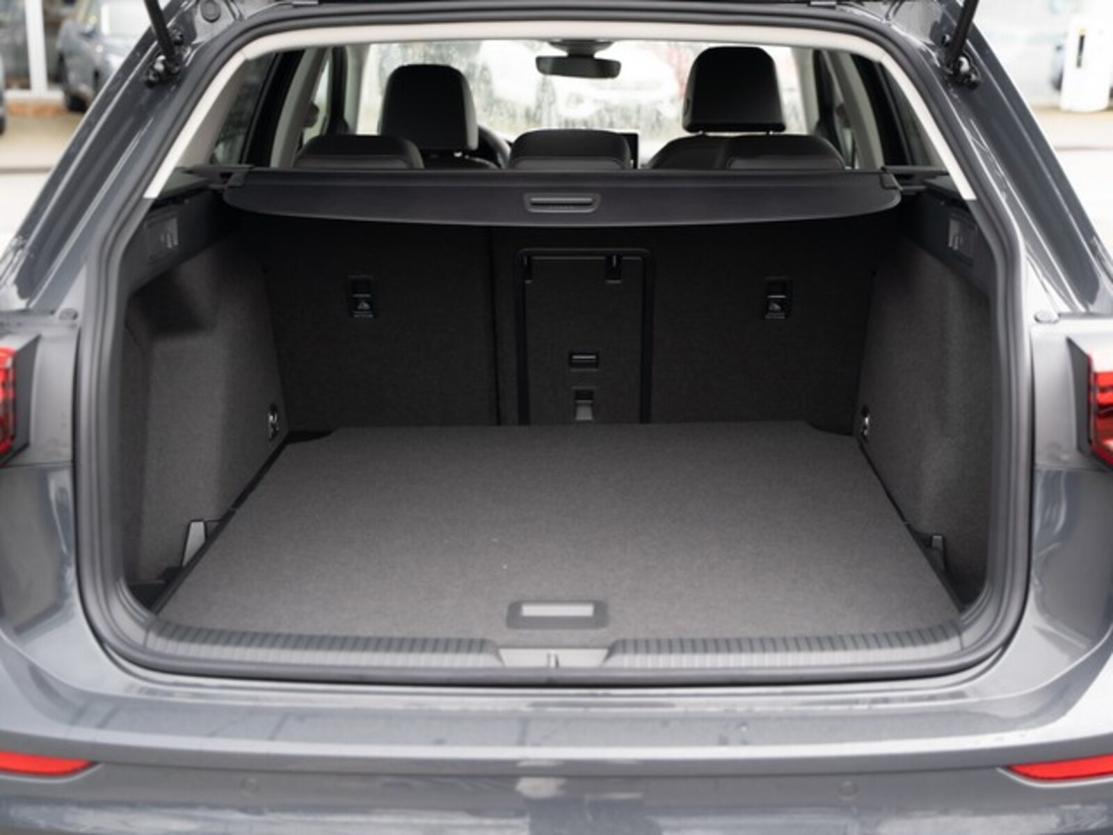 Volkswagen Golf Variant – Bild 7