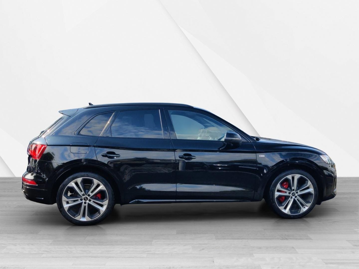 Bild über Audi Q5 TFSI e S line business 55 TFSI e quattro S tronic - für weitere Informationen kontaktieren Sie den Audi Partner