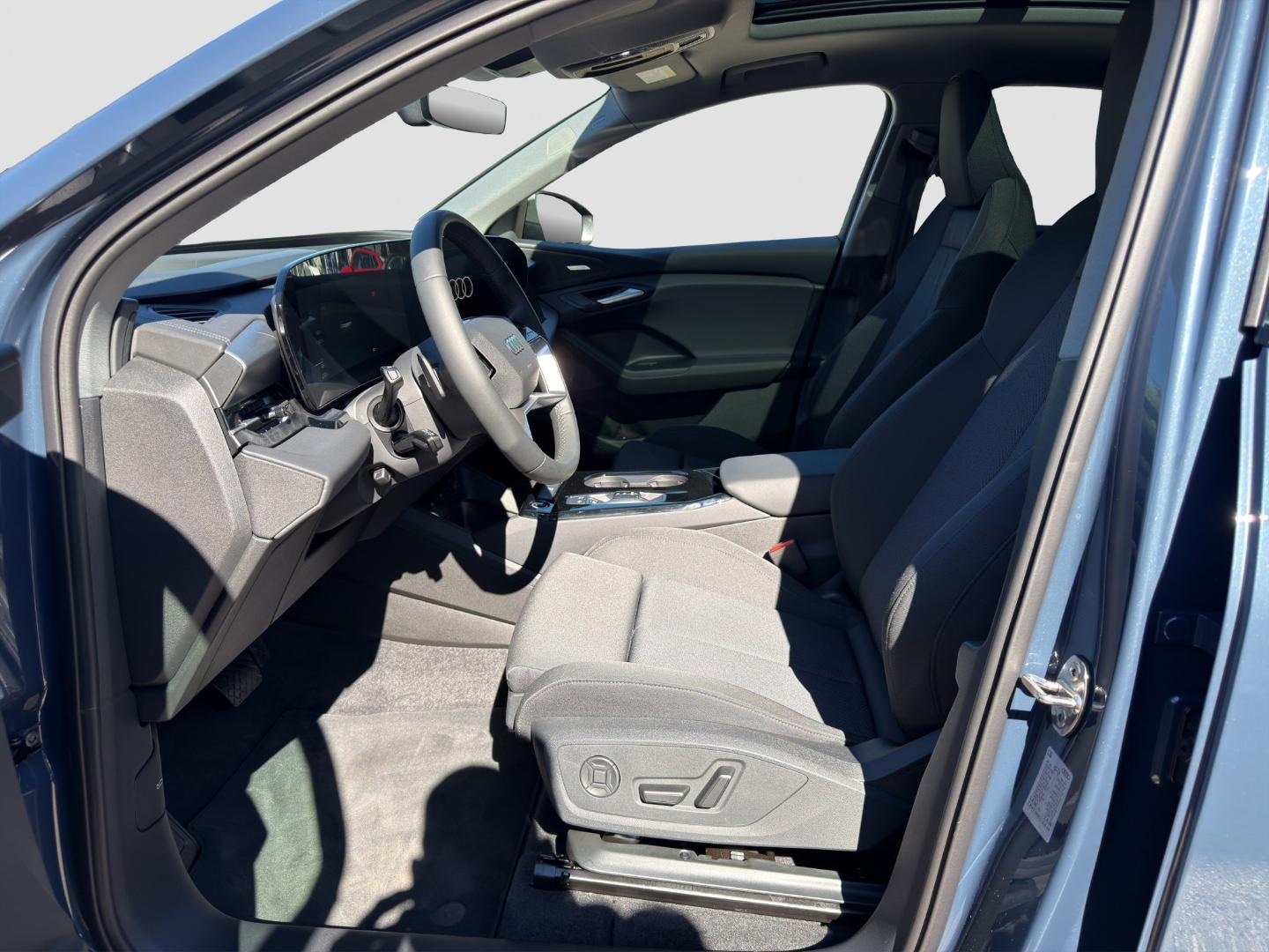 Bild über Audi Q6 Sportback e-tron e-tron quattro - für weitere Informationen kontaktieren Sie den Audi Partner